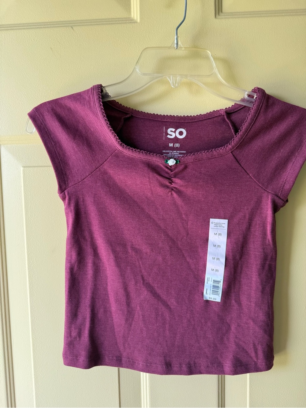 SO Girls Short Sleeve Scoop Neck Top in Plum (M)